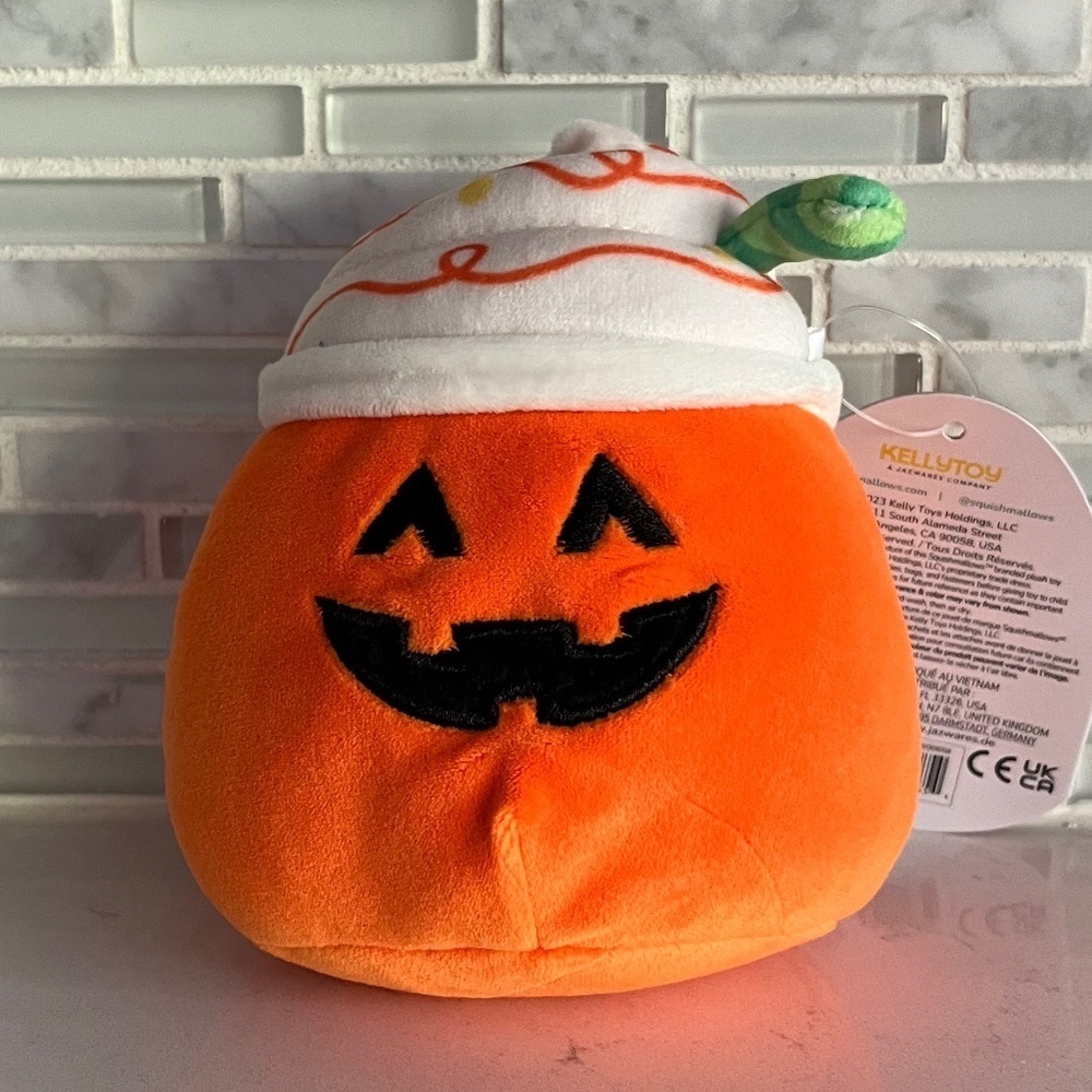 NWT Lester the Pumpkin Spice Latte